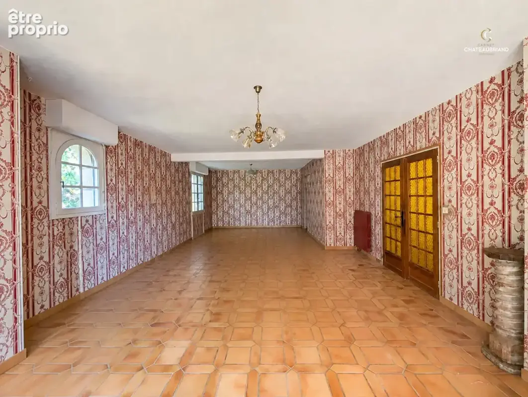 Maison familiale de 161 m² avec terrain de 1 942 m² à vendre à Saint-Jouan-des-Guérets - photo 3