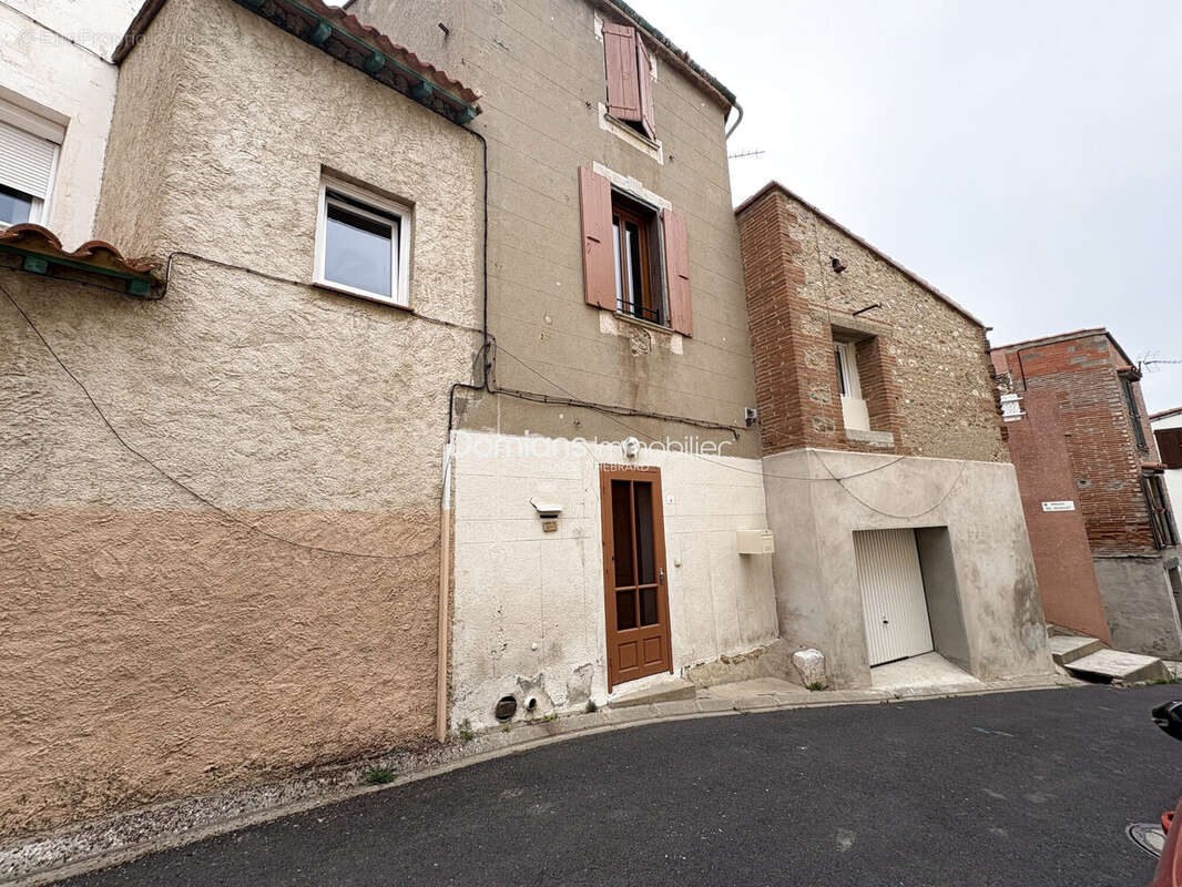 Maison 66 m² à Canohes  - photo 2