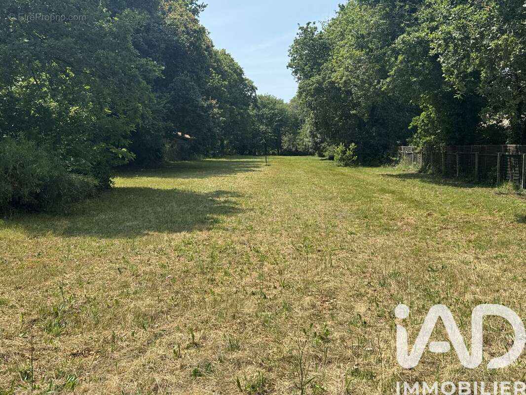 Photo 2 - Terrain à GRAYAN-ET-L'HOPITAL