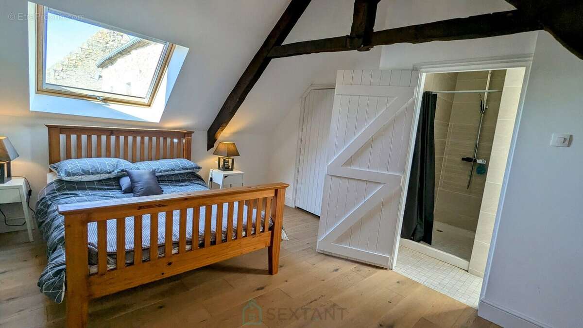 Maison à NOYAL-PONTIVY