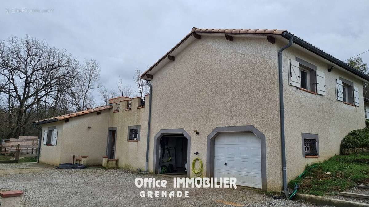 Maison à SAINT-CEZERT