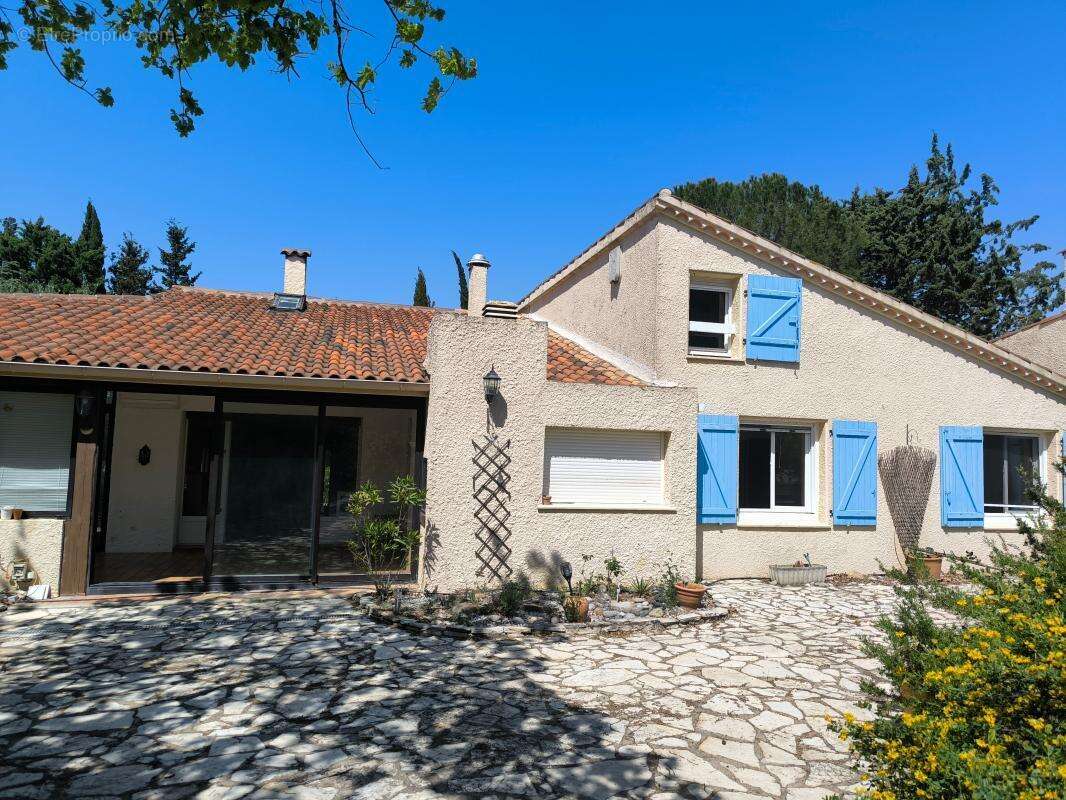 Maison à PIEUSSE