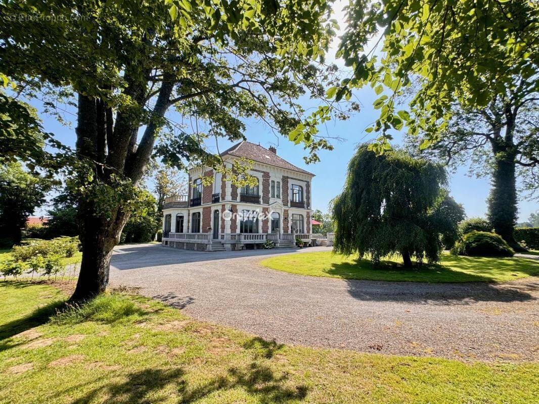 Maison à SELLES