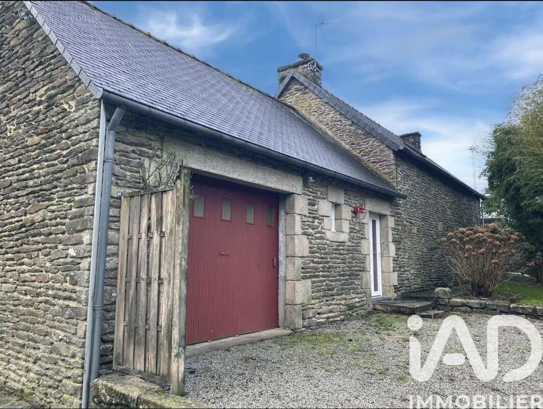 Photo 4 - Maison à CHATEAUNEUF-DU-FAOU