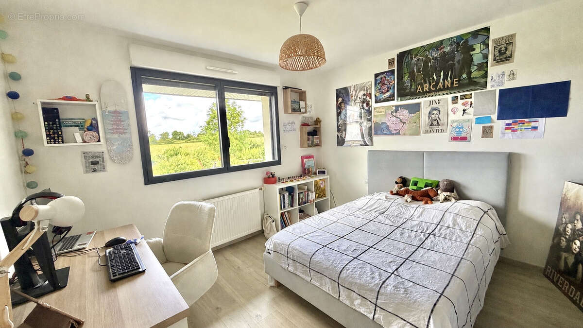 A vendre maison récente saint clément de la place - photo 6