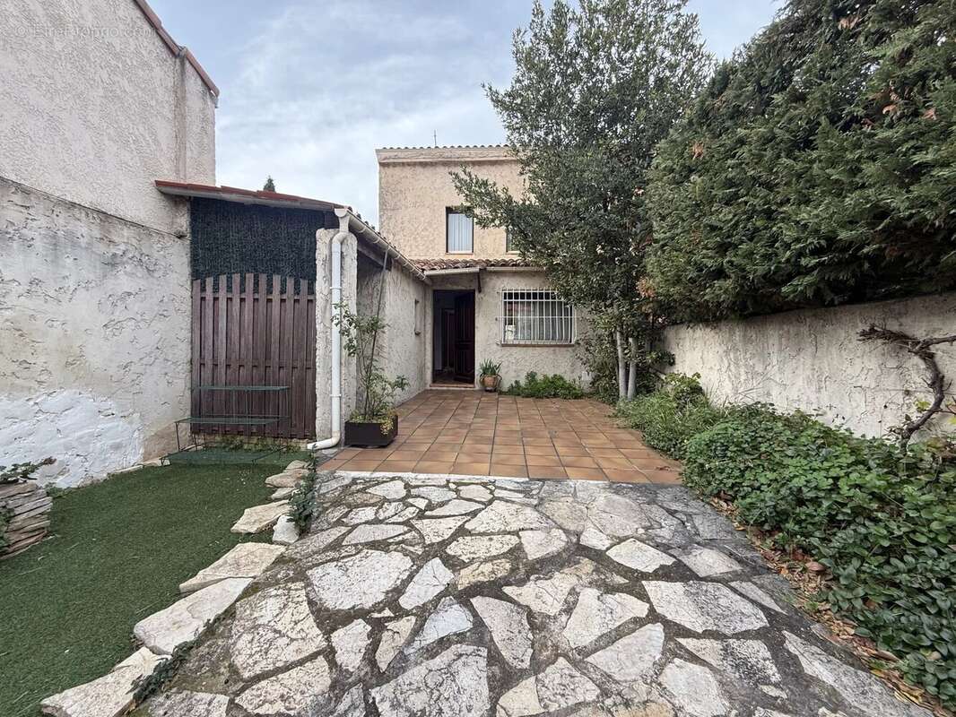 Maison à MARSEILLE-9E