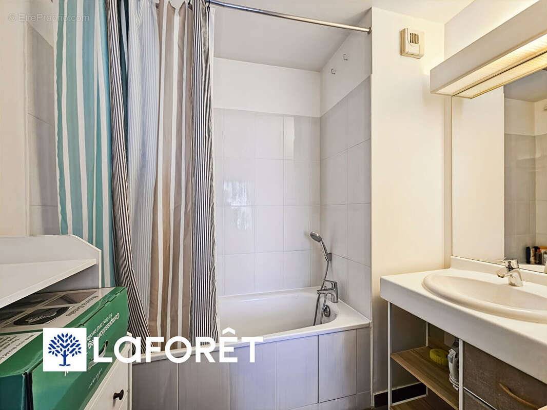 Appartement à CORBEIL-ESSONNES