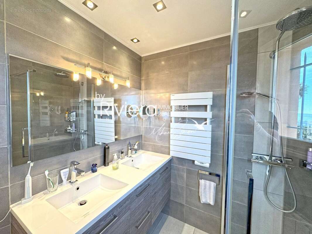 Maison à CAVALAIRE-SUR-MER