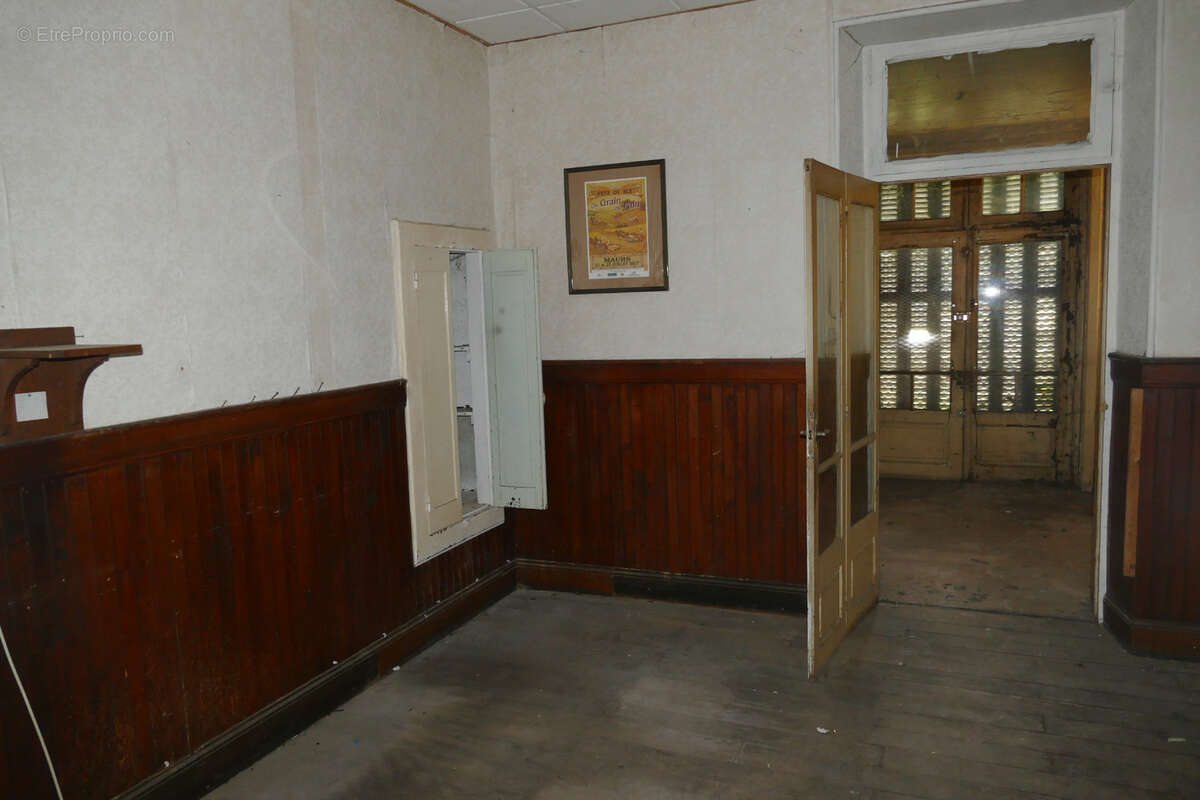 Maison à rénover avec local commercial et logement indépendants (Maurs, 15) - photo 15