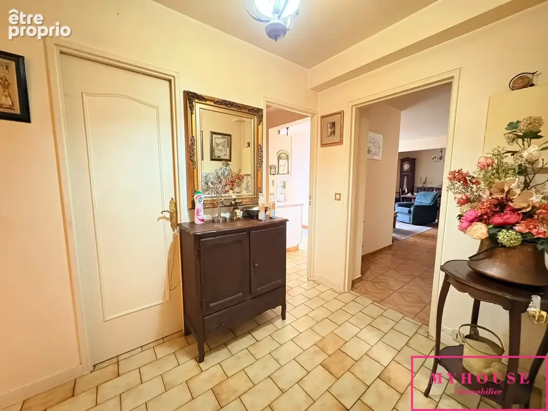 Quartier metro appartement 4 pieces 81m2 + jardin 110m2 - photo 7