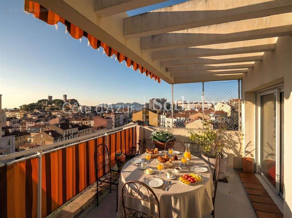 Appartement à CANNES