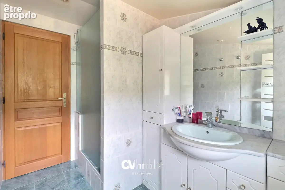 Maison familiale 4 chambres avec piscine - photo 10