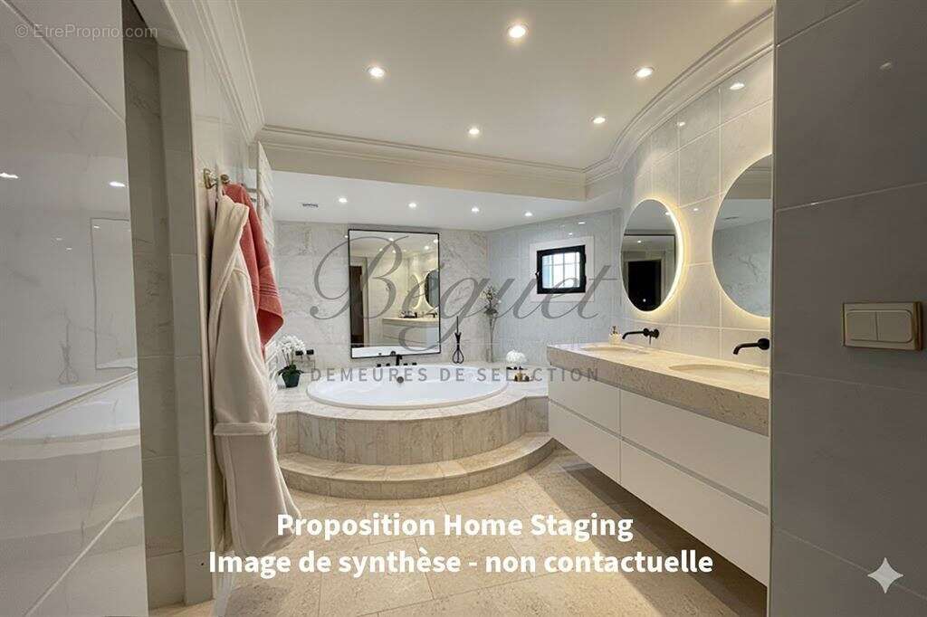 Maison à LA GAUDE