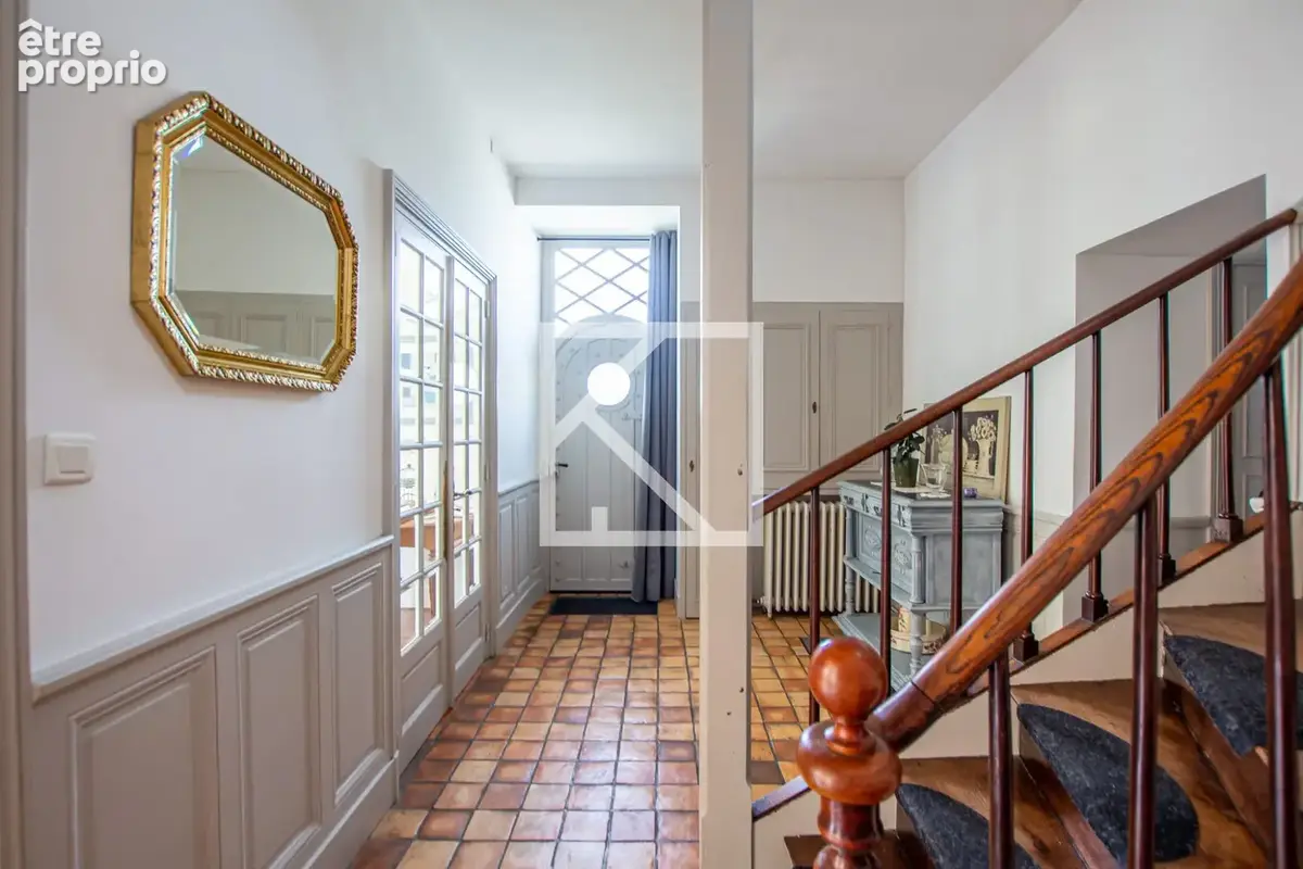 Maison 7 pièces 214 m² à vendre à Segre (49500) - photo 9