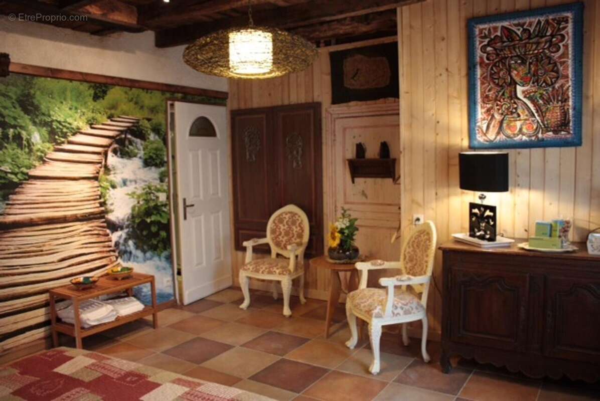 Maison à SAINT-POMPONT