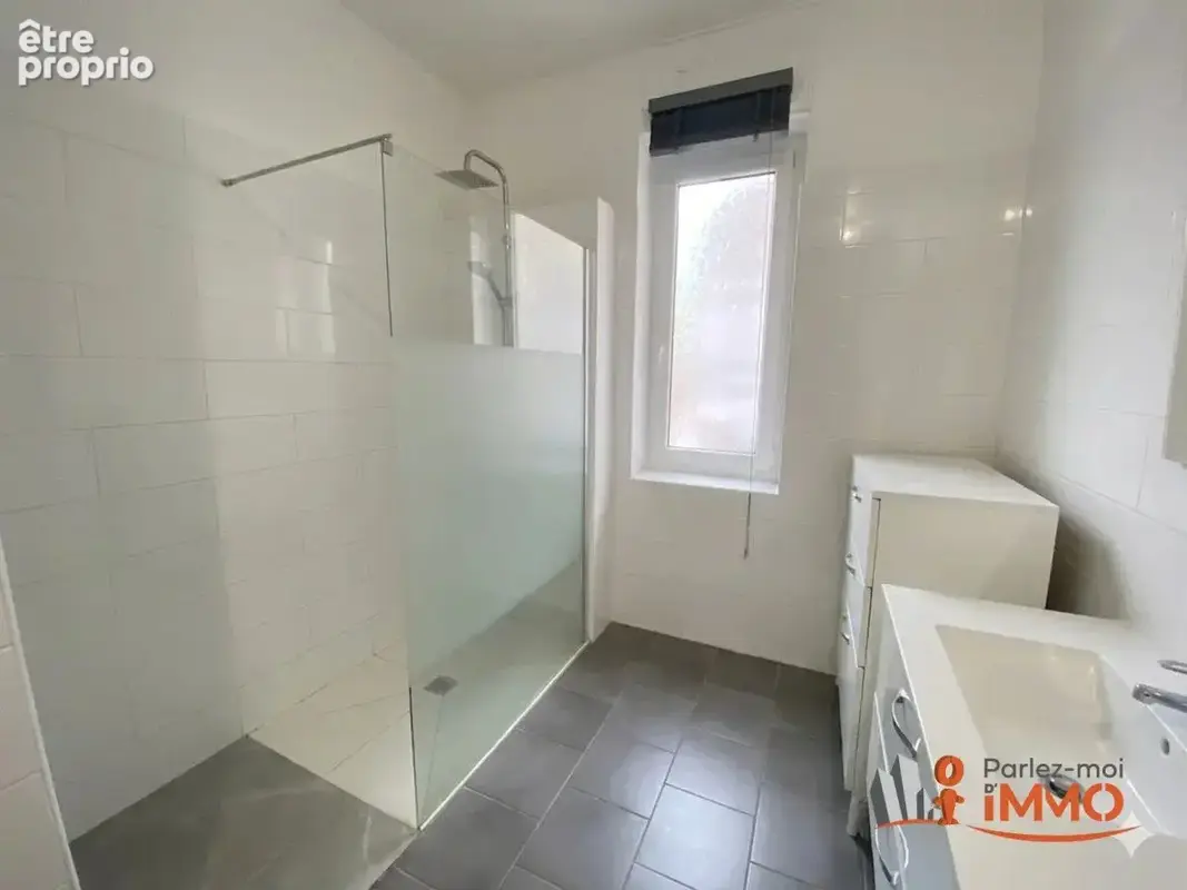 VAULX-MILIEU – Charme des années 50 au coeur du village - photo 12