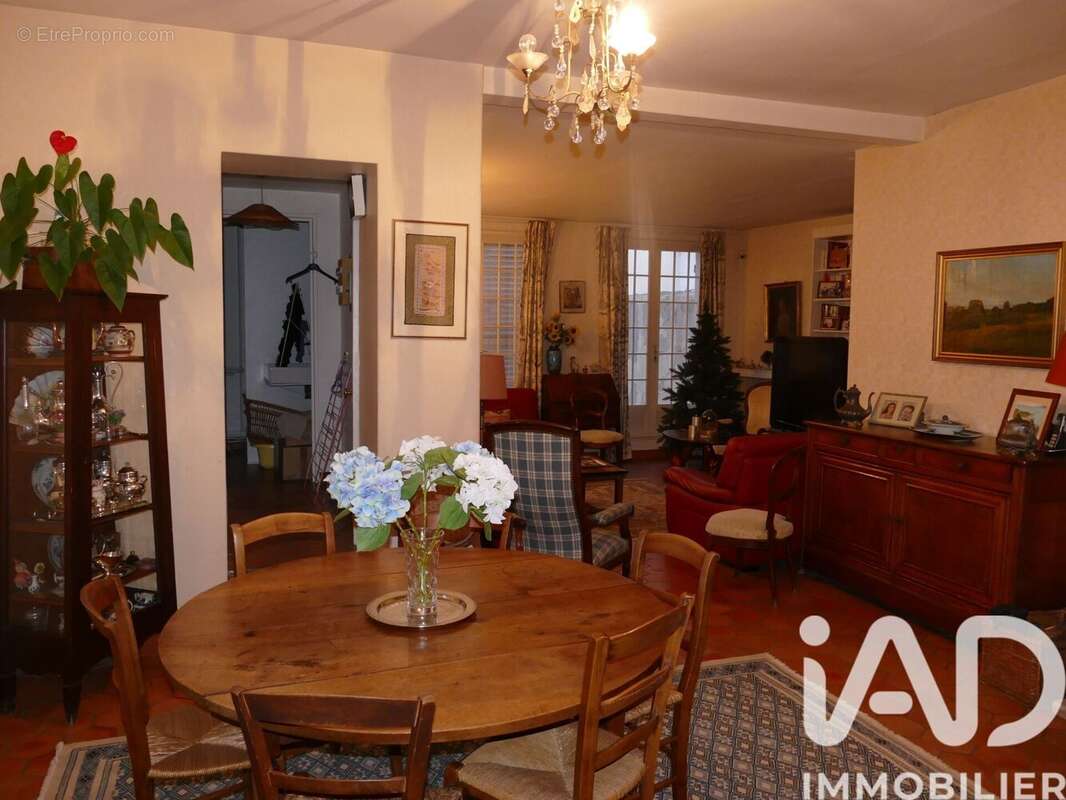 Maison 227 m² à Maisons-Laffitte  - photo 3