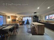 Maison à SAINT-CYR-SUR-MENTHON