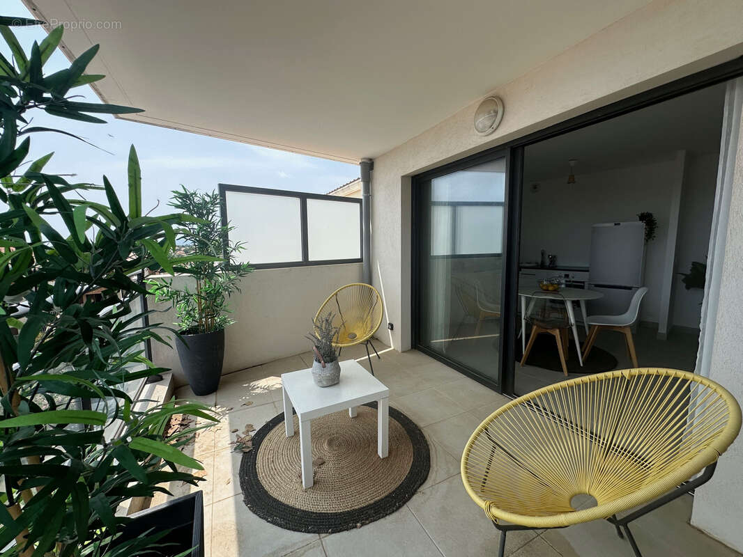 Appartement à LA LONDE-LES-MAURES