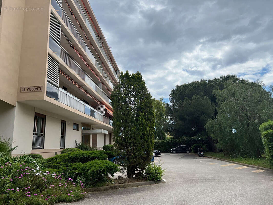 Appartement à HYERES