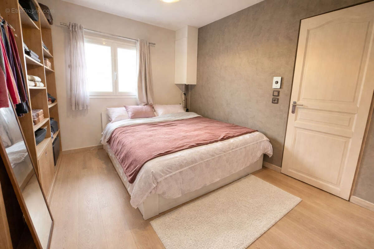 Maison à SAINTE-GENEVIEVE