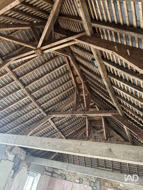 Photo 7 - Commerce à LE CELLIER