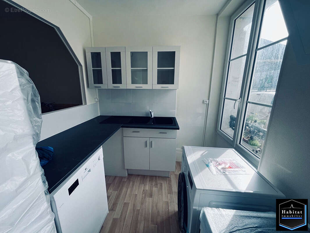 Maison à LE PLESSIS-BELLEVILLE