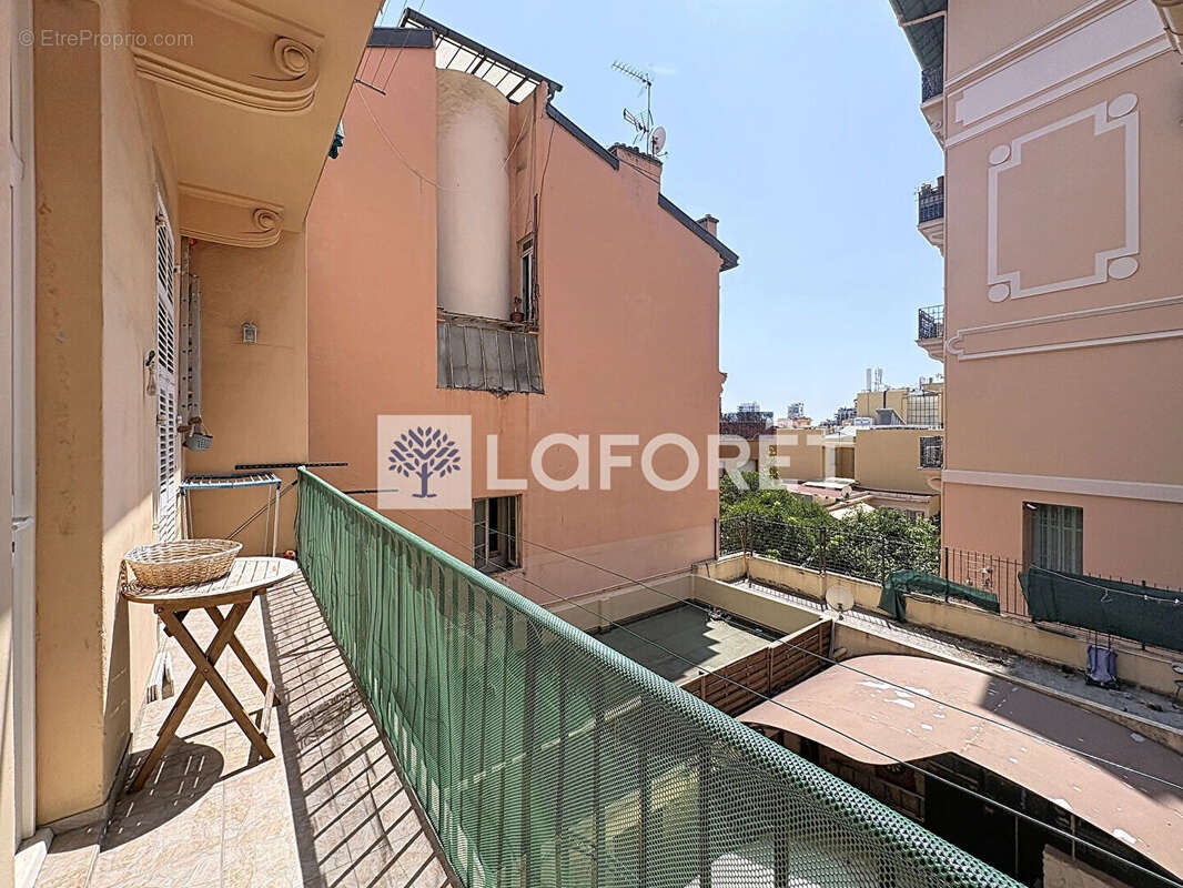 Appartement Centre-ville  Beausoleil 4 pièce(s) 71 m2 - photo 5