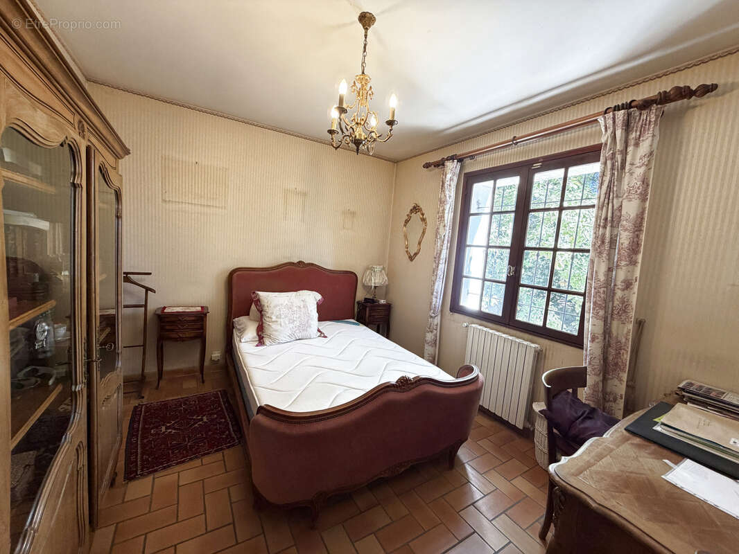 Maison à SAINT-MAXIMIN-LA-SAINTE-BAUME