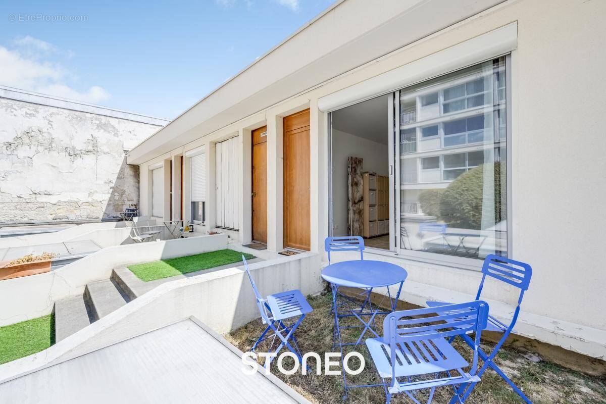 Appartement à PARIS-10E
