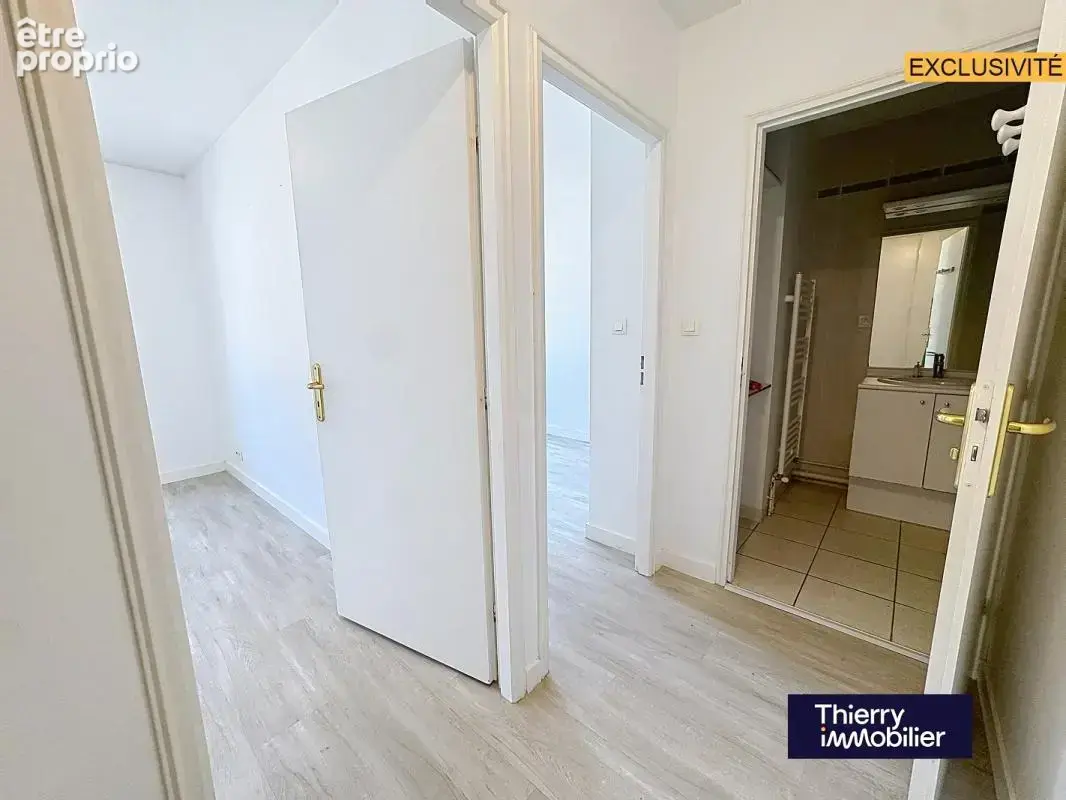 T3 Viarme avec garage - photo 8