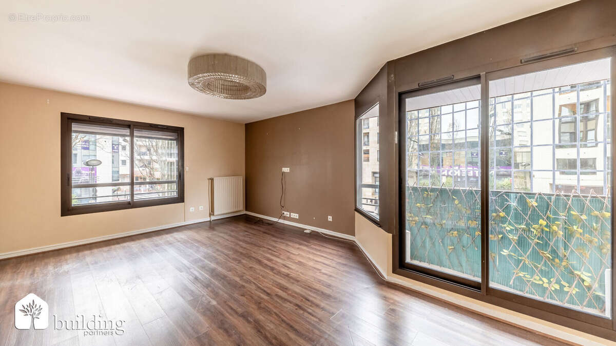 Appartement à LEVALLOIS-PERRET