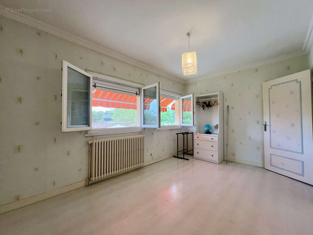 Maison à LIMOGNE-EN-QUERCY