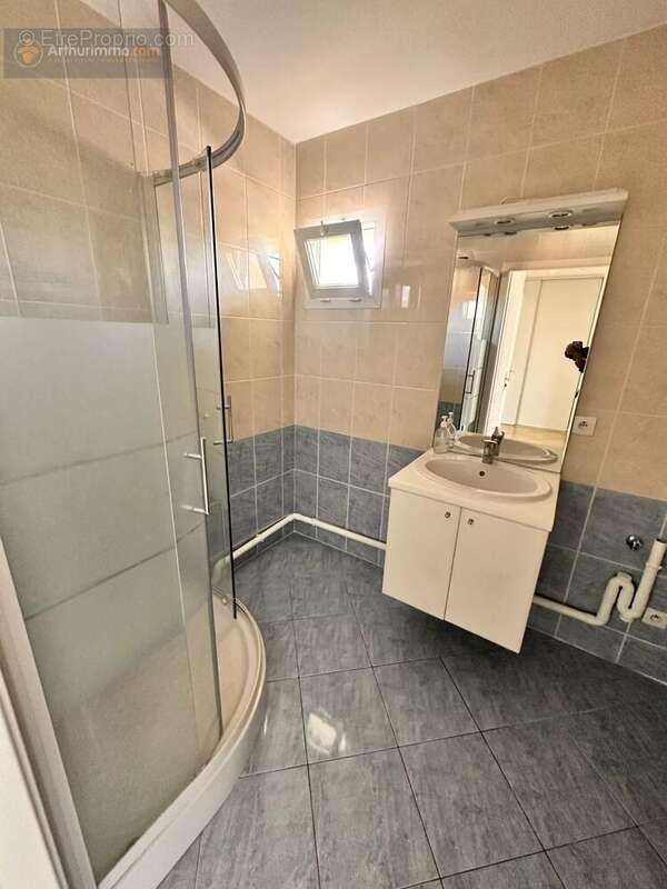 Appartement à BOUSSE