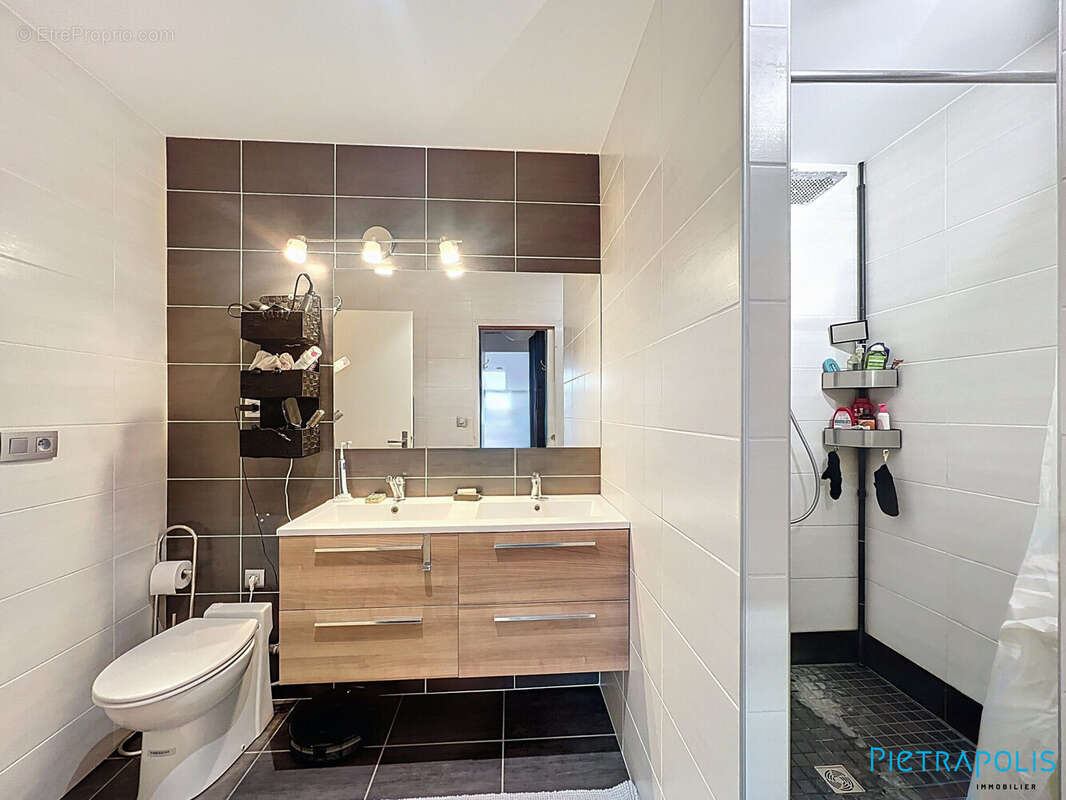 Maison à PONTCHARRA-SUR-TURDINE