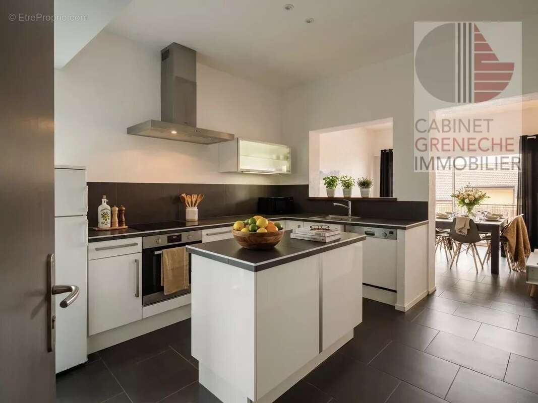 Appartement à NEUVECELLE