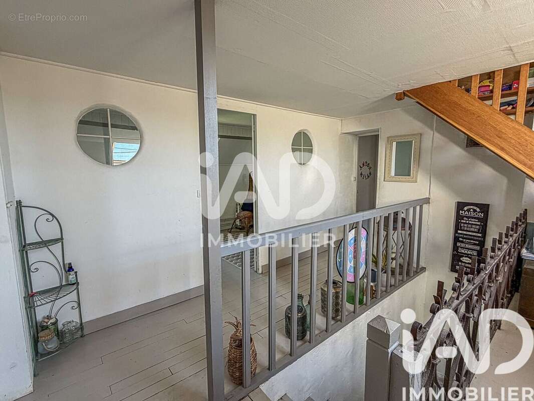 Photo 8 - Maison à LUMIGNY-NESLES-ORMEAUX