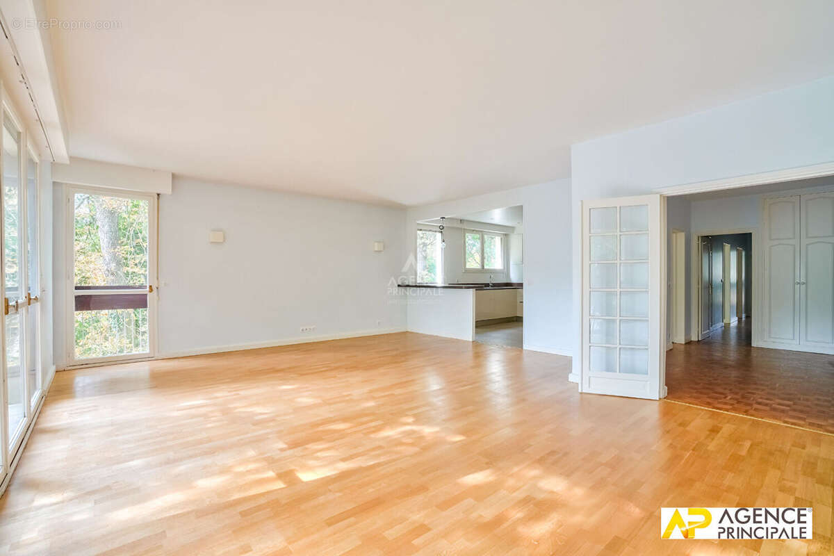 Appartement à MAISONS-LAFFITTE