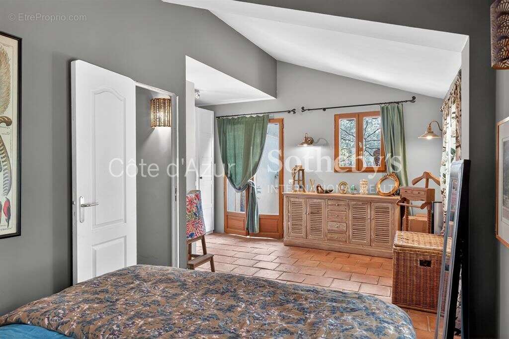 Maison à GRASSE