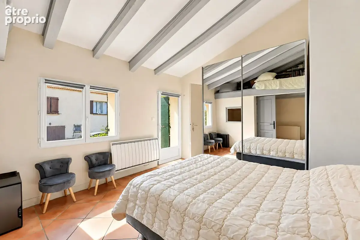 Maison 6 pièces 148 m² à vendre à Saint-Antonin-Sur-Bayon (13100) - photo 11