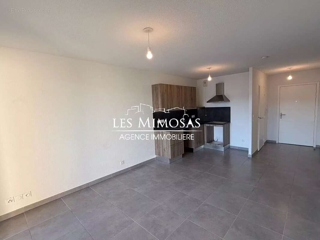 Appartement à FREJUS