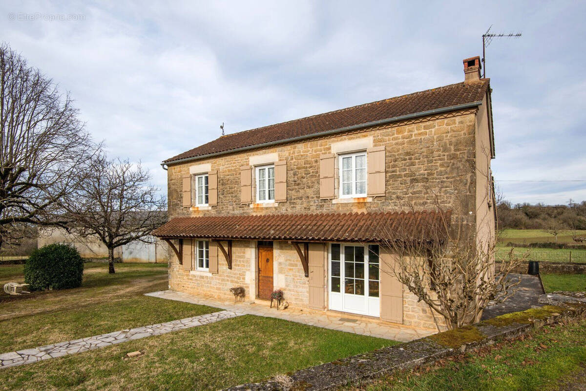 Maison à MIERS