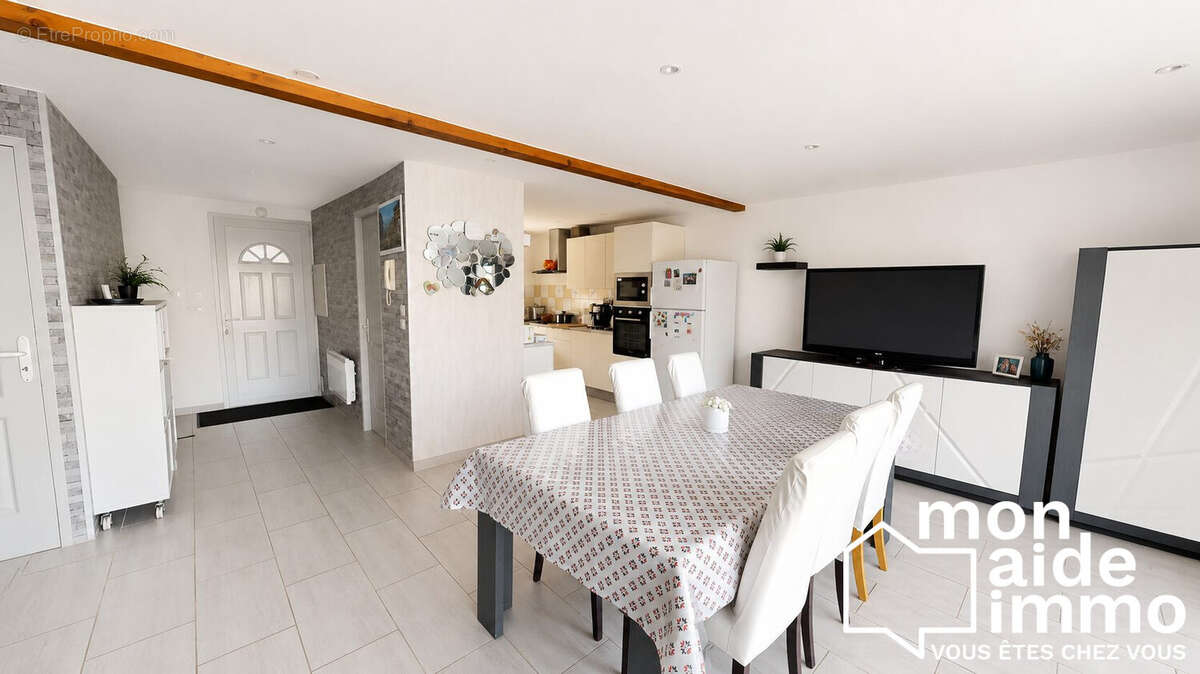Maison 80 m² à Floirac  - photo 2