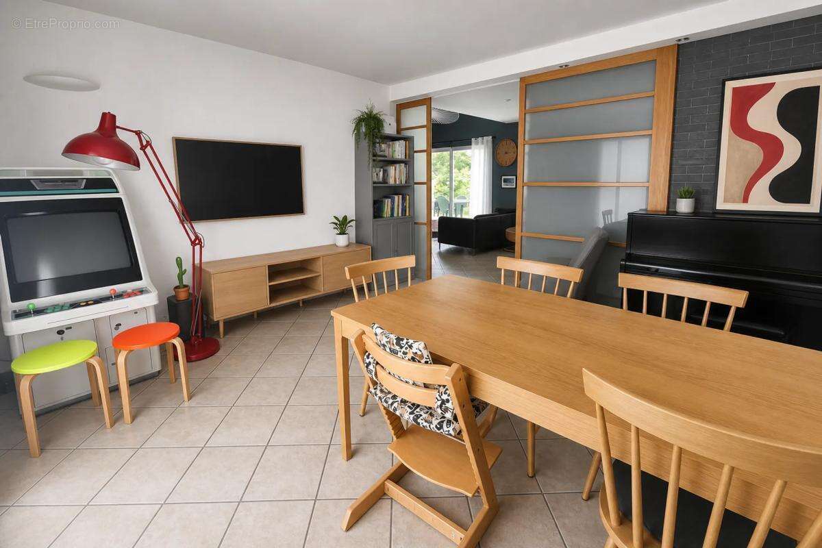 Maison à LA ROMAGNE