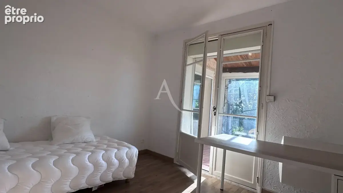 Villa composee d un t4 et t2 avec terrasses jardin garage et cave a manosque vendu loue - photo 11