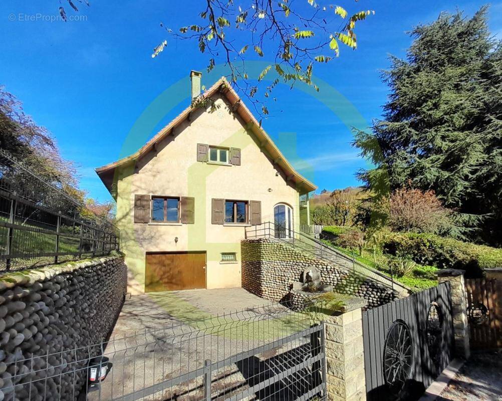 Maison à LA COTE-SAINT-ANDRE