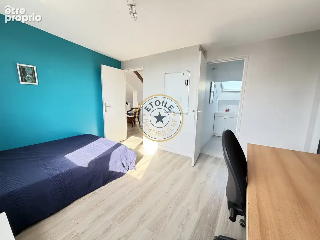 Maison rénovée de 178m2, 5 chambres à Avrillé, Bois du Roy - photo 13