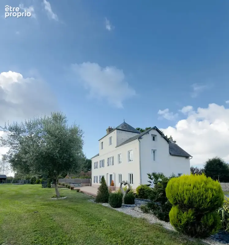 Maison de caractère avec dépendance et terrain constructible - photo 7