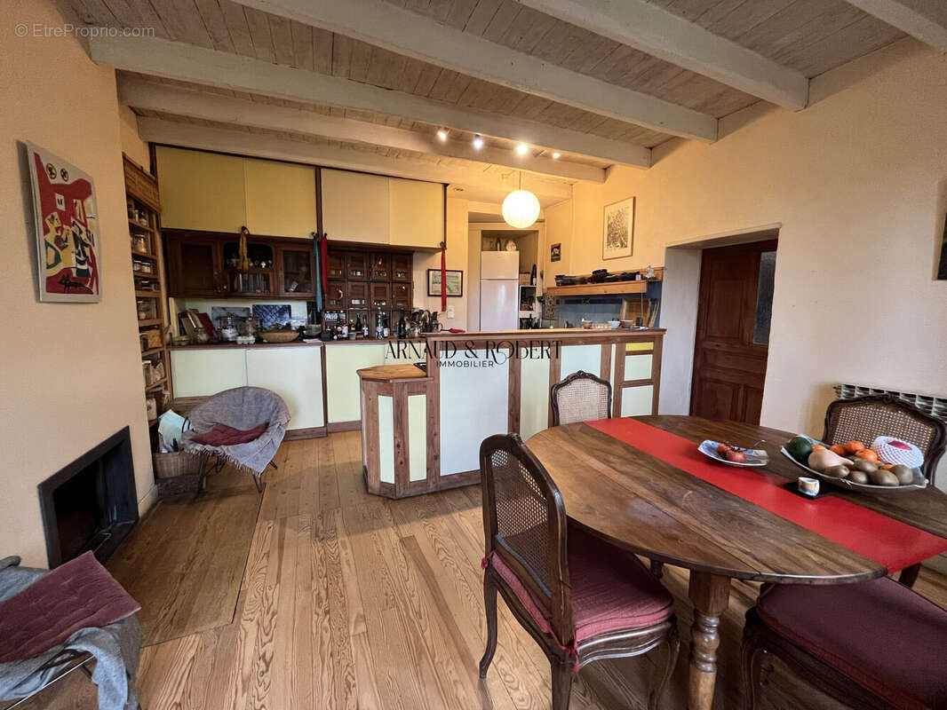 Maison 418 m² à Rochebaudin  - photo 8