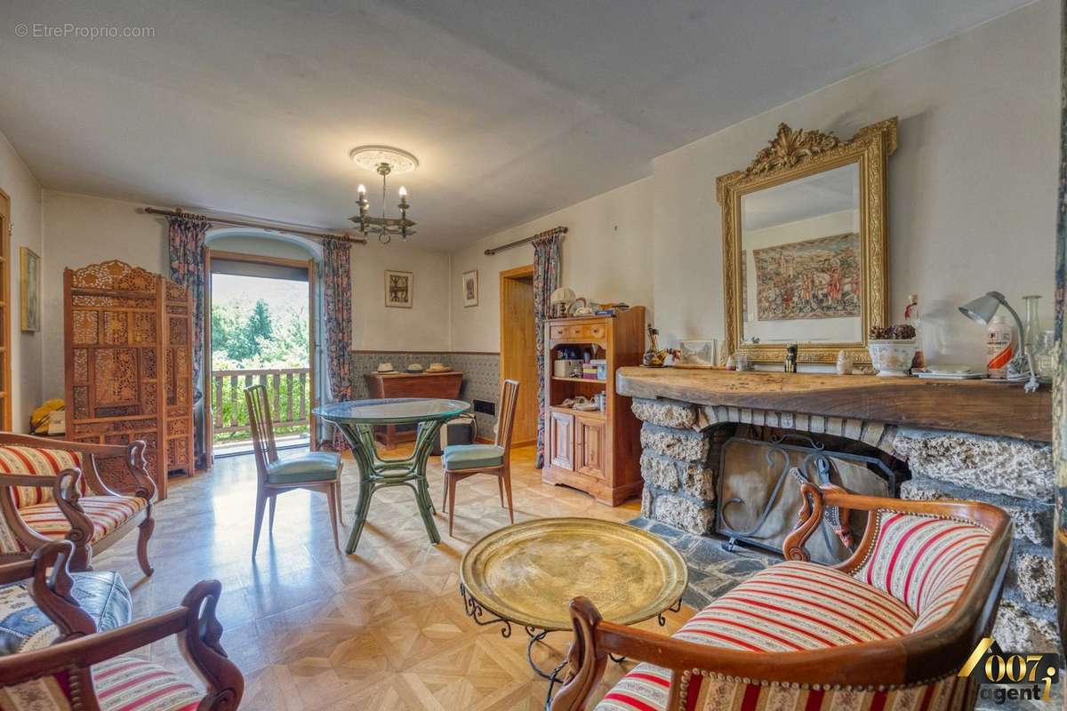 Maison à AIGUEBLANCHE